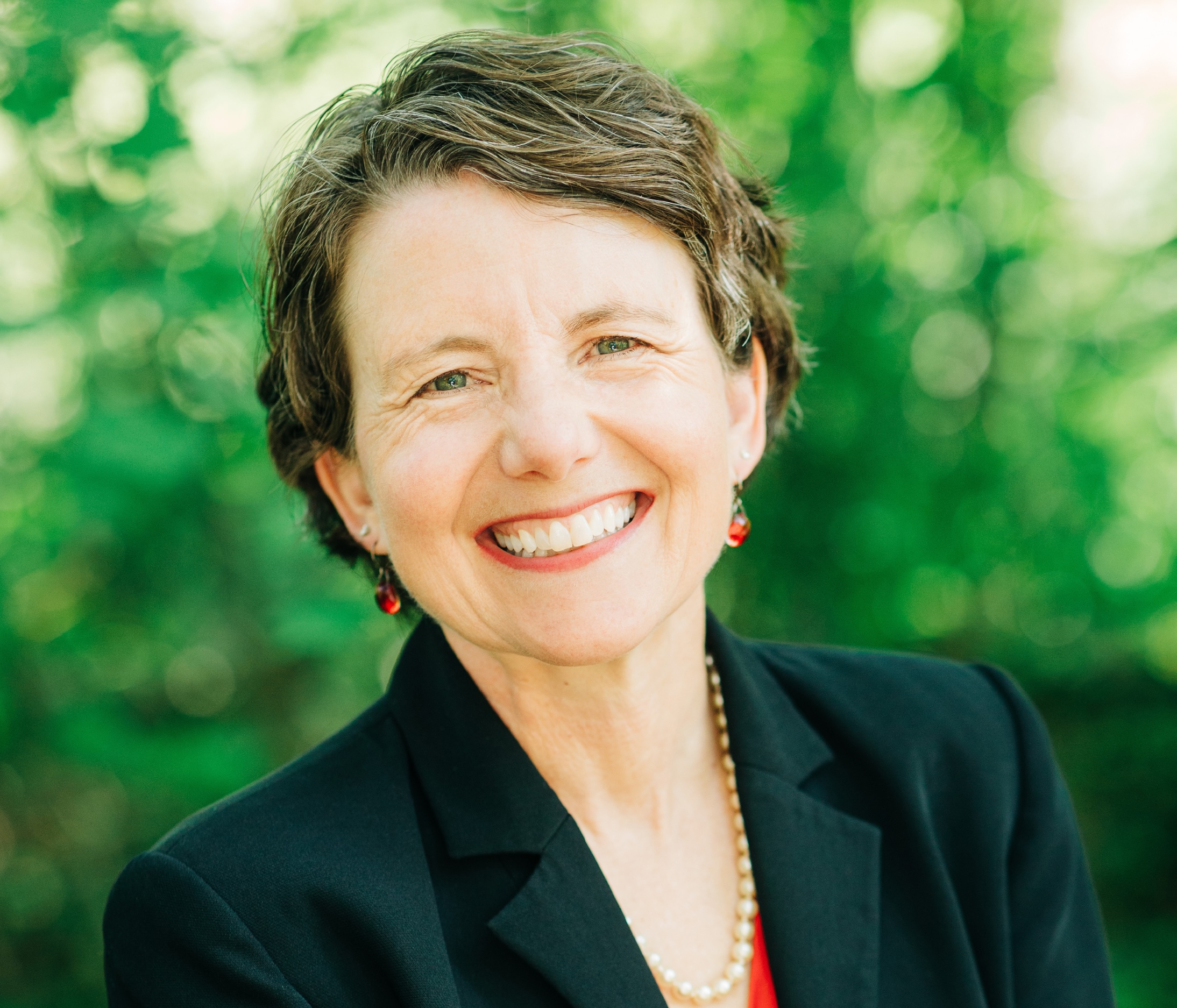 Dayna Swanson, a public service leader known for her work in government and healthcare leadership,  is one of the 2026 Distinguished Alumni Award recipients.